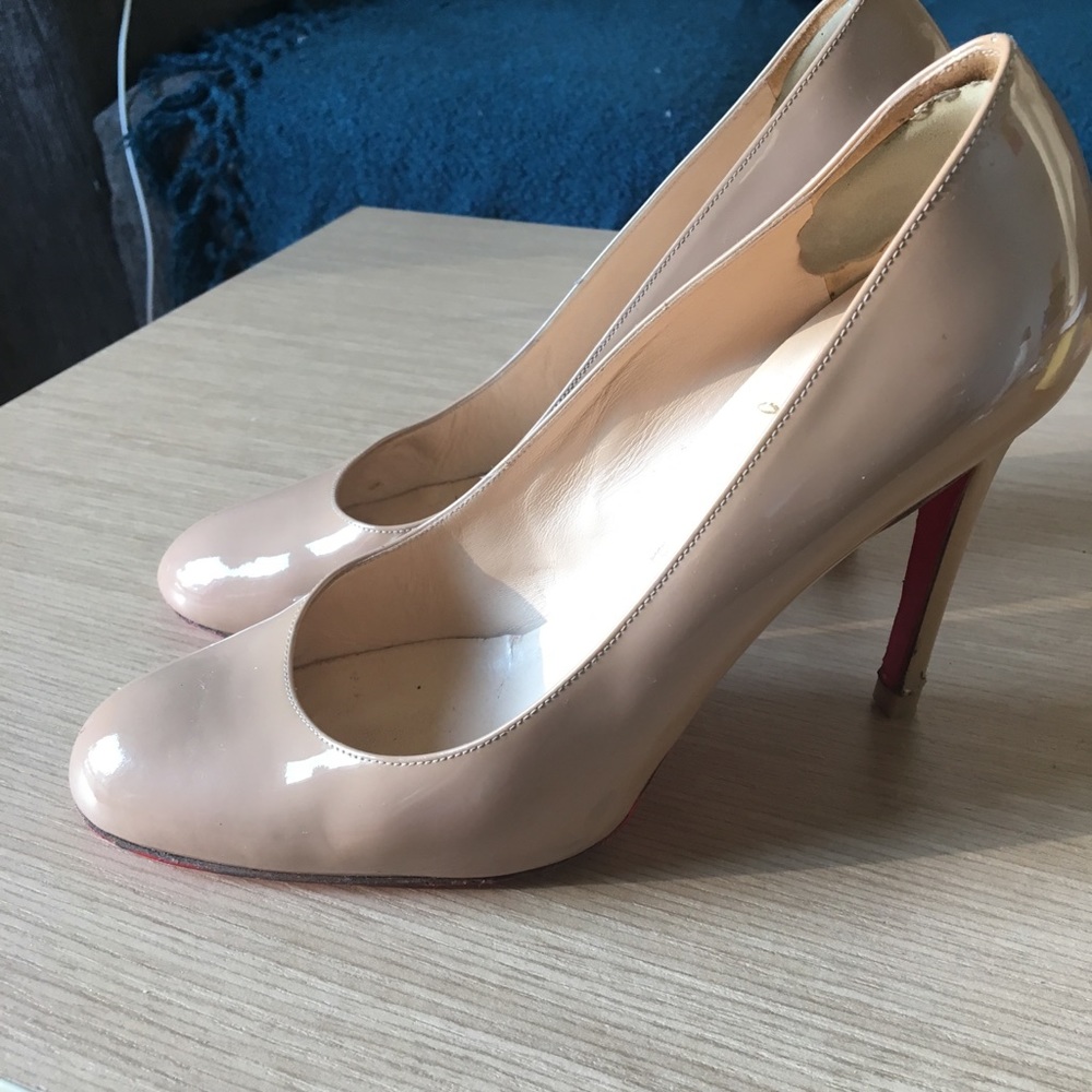 Authentic Nude Louboutin Pumps Size 38